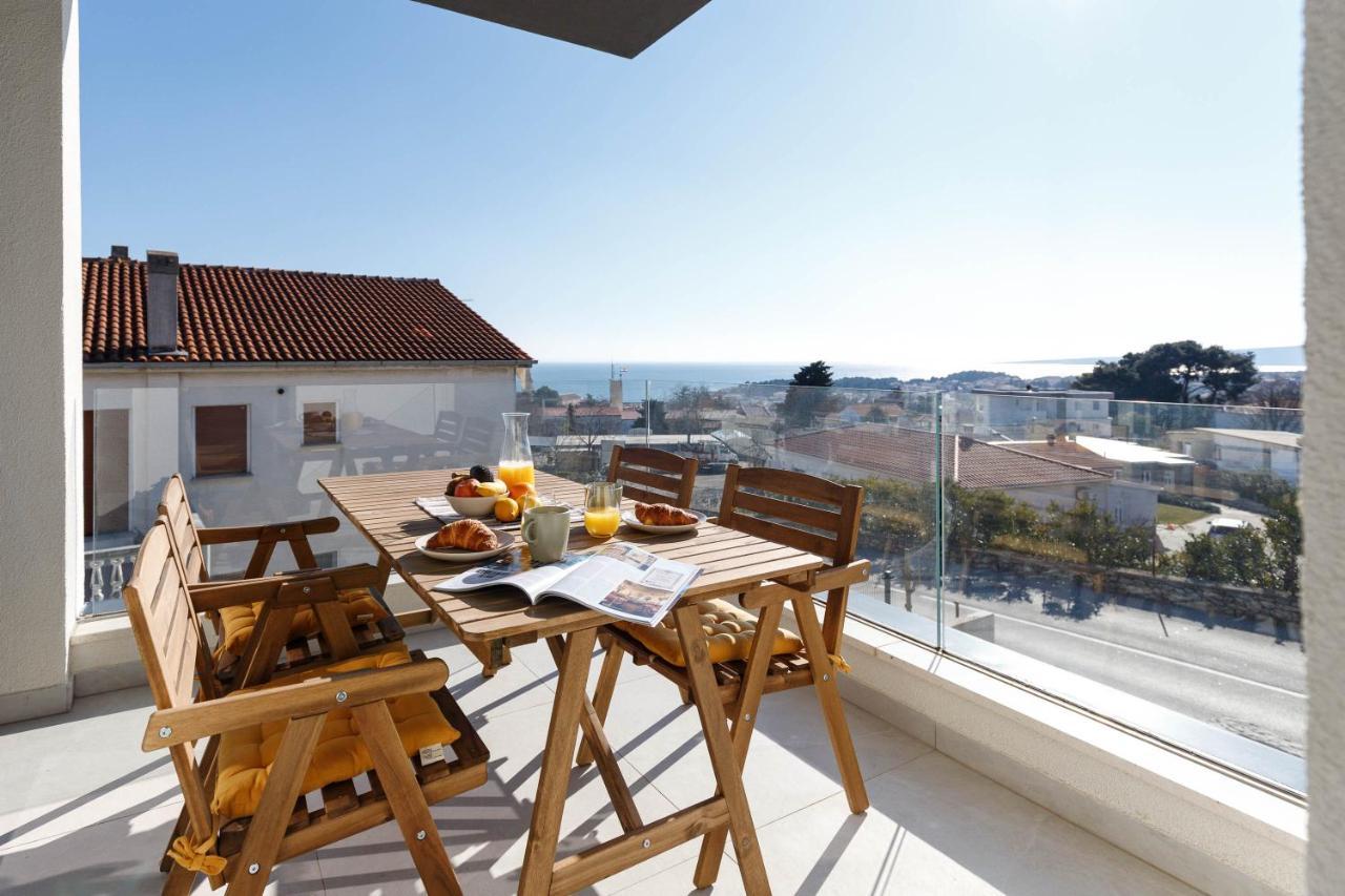 Apartment Klara Krk Town Luaran gambar