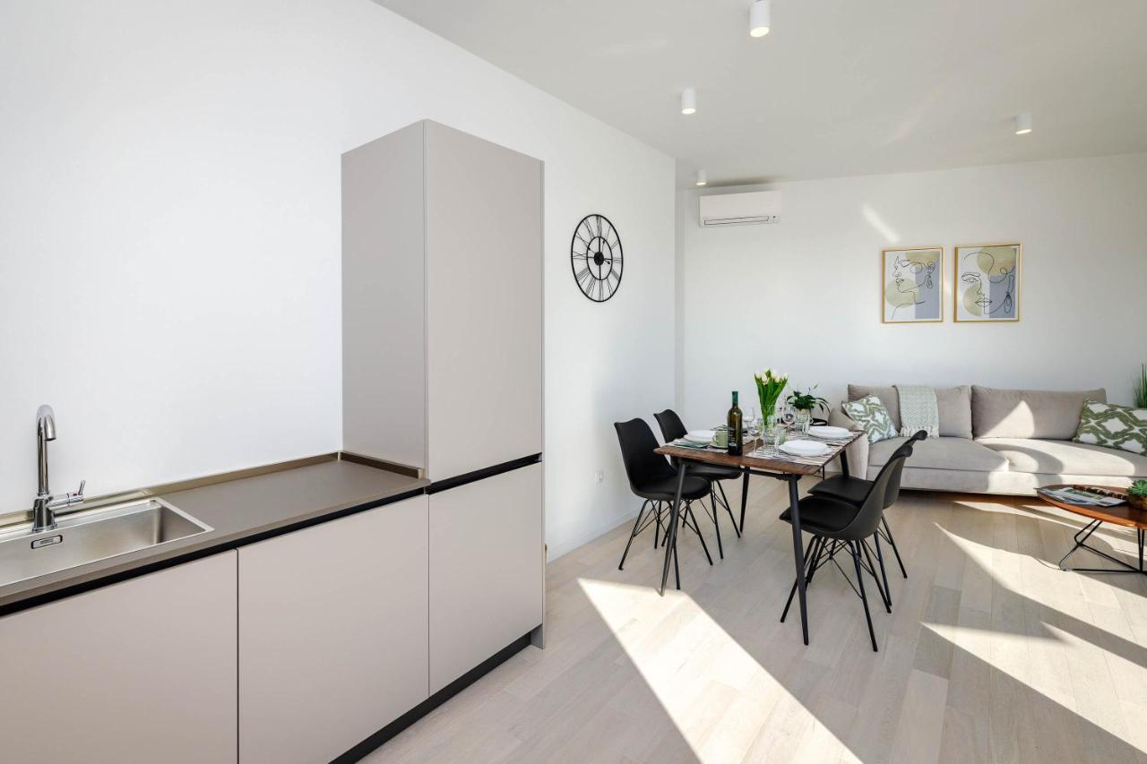 Apartment Klara Krk Town Luaran gambar